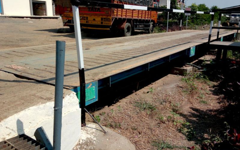 A truck in queue to be weighed on a weighbridge