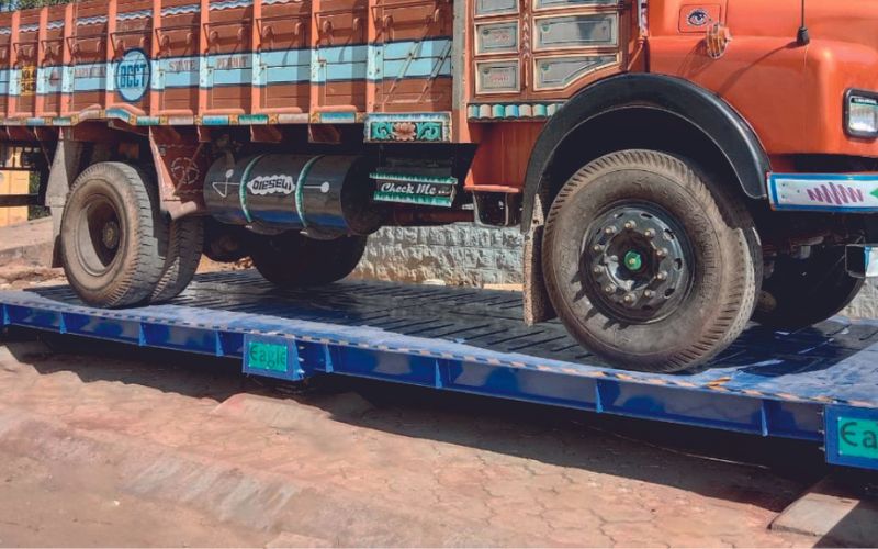 Weighing a truck on a Eagle weighbridge